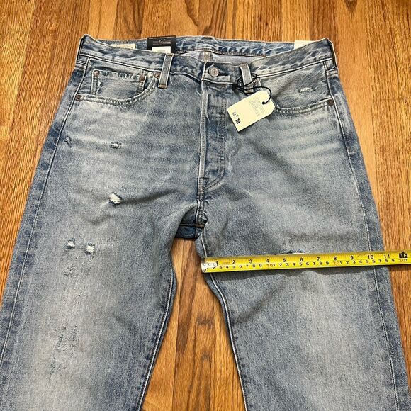 Levis Mens 501 Slim Taper Distressed Selvedge Denim Light Wash Jeans Size 35x30 - Picture 7 of 12